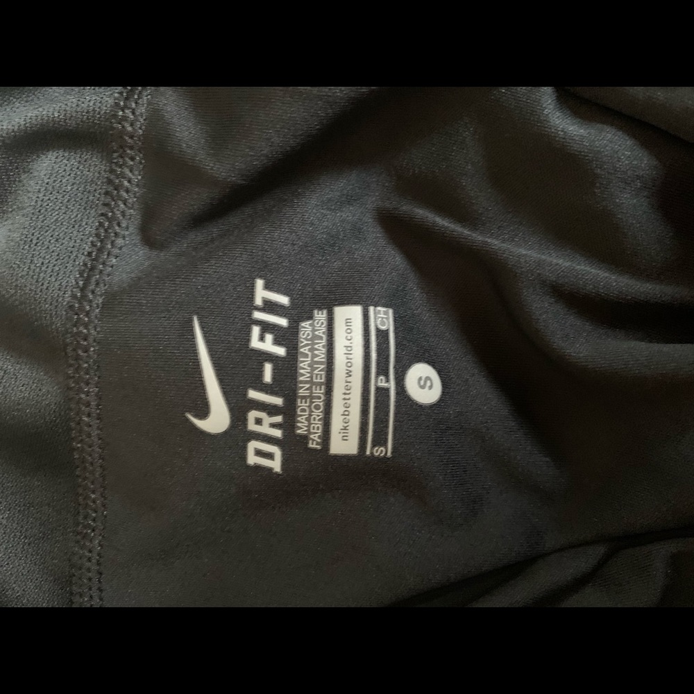 Shorts - Picture 3 of 4